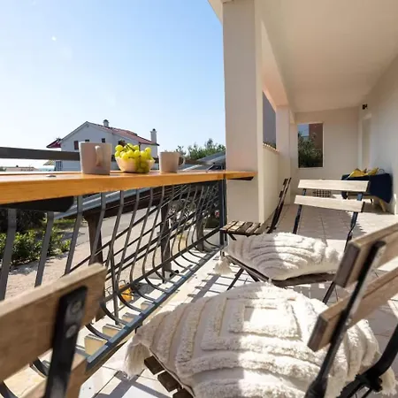 Casa de Férias House Srica *