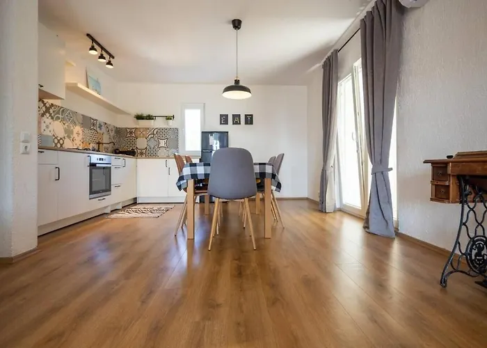 House Srica Casa de Férias